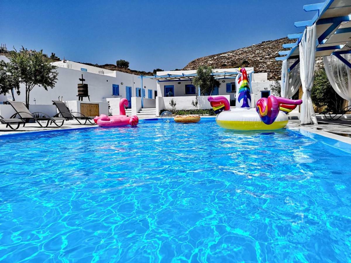 Family Villages Santorini Vlychada ภายนอก รูปภาพ